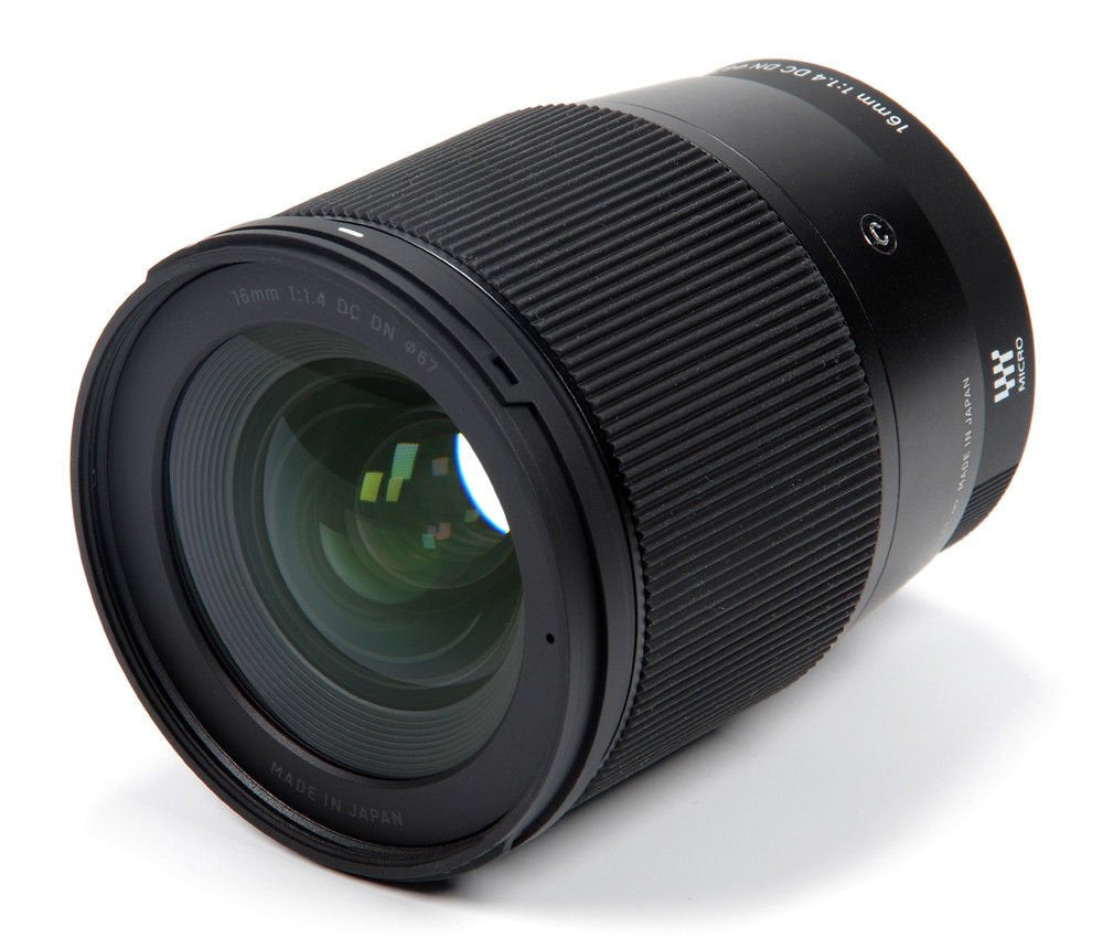 Sigma 16mm F1.4 DC DN Contemporary Lens for Sony E Mount Mirrorless Cameras (APS- C Format, Black)